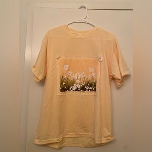 Yesstyle yellow 3-D daisy shirt M Nwt